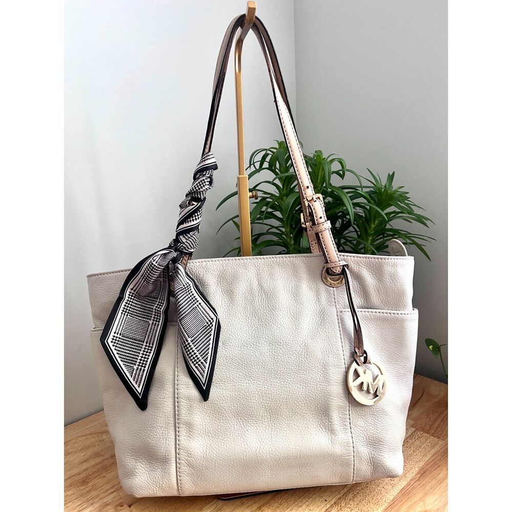 Michael Kors Textured Pebbled Leather Shoulder Bag in Off White